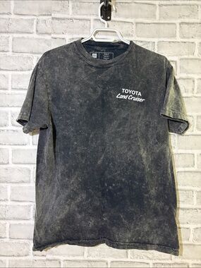 Toyota Land Cruiser Short Sleeve Tee in Washed Black yellow - small